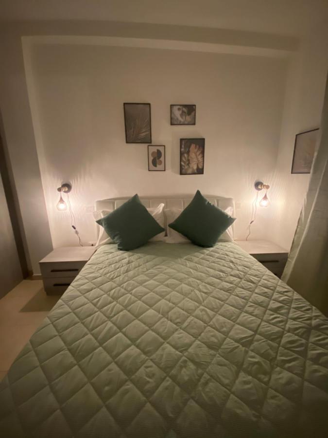 Civico 107 - Apartment With Private Parking Quartu Sant'Elena Exterior photo